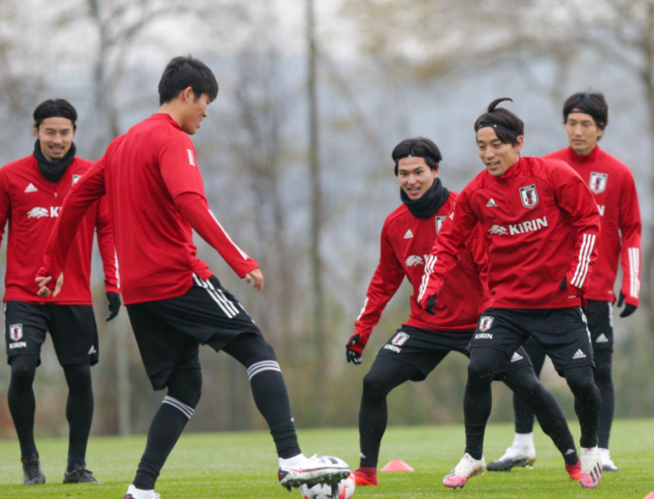 AFC_News_Japan_Minamino_Fussballcamp_Trainingslager